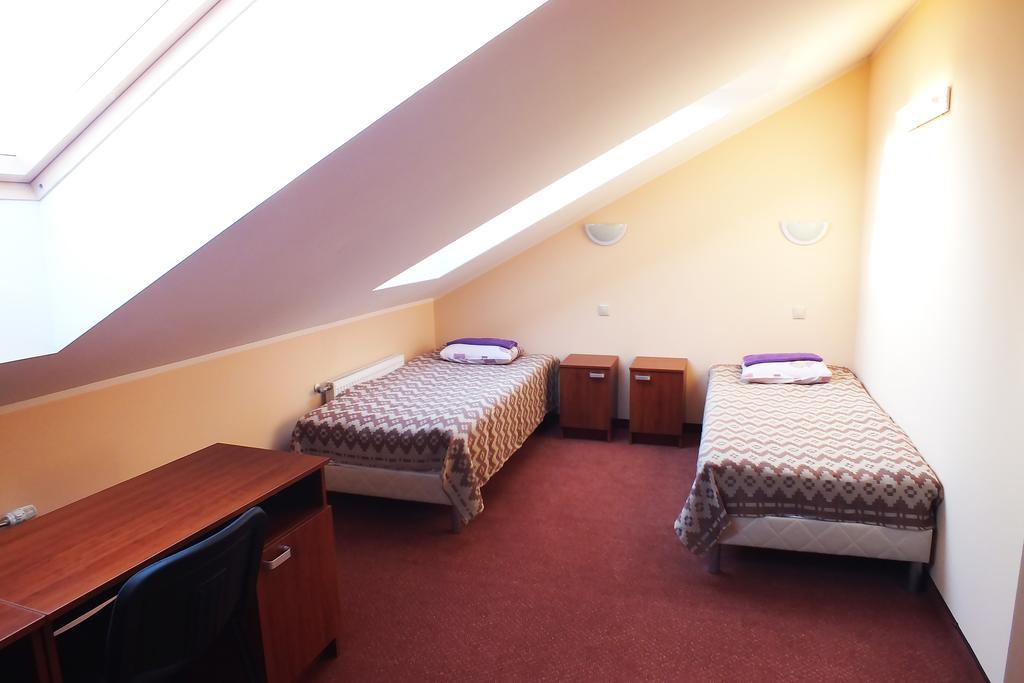 Apalenis Otel Riga Oda fotoğraf